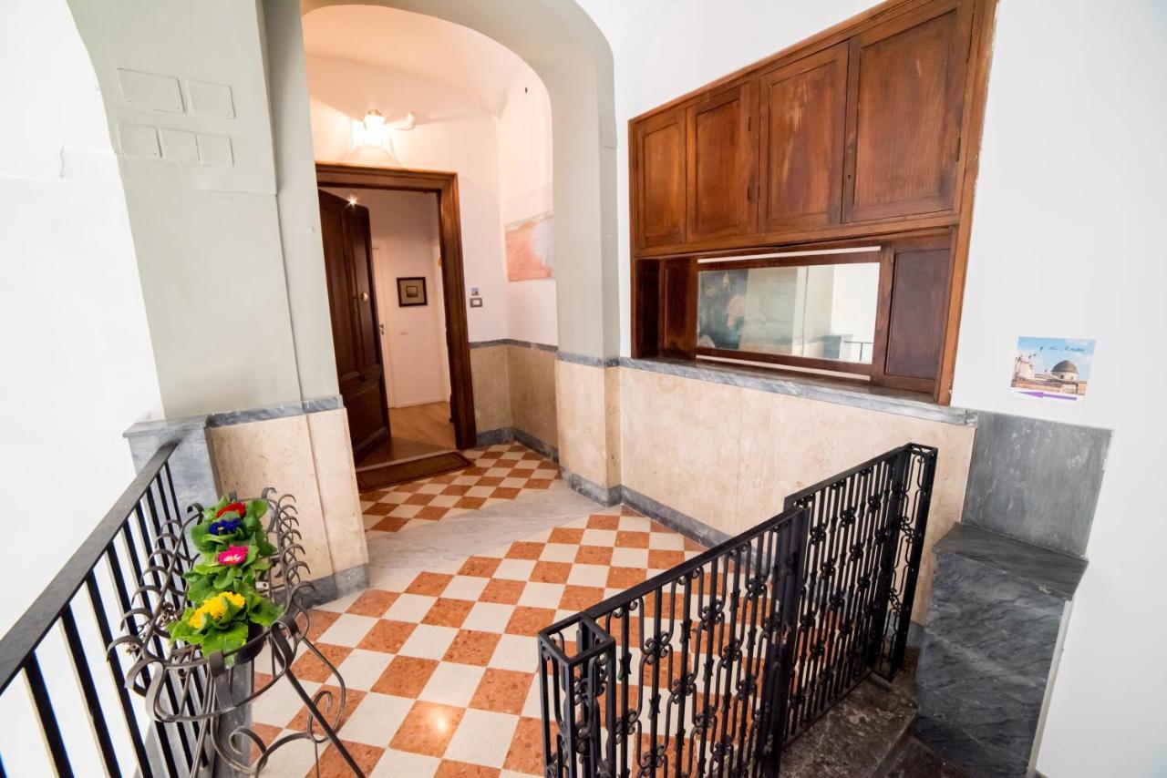 Le Rondini Della Pietrasanta Nápoles Exterior foto