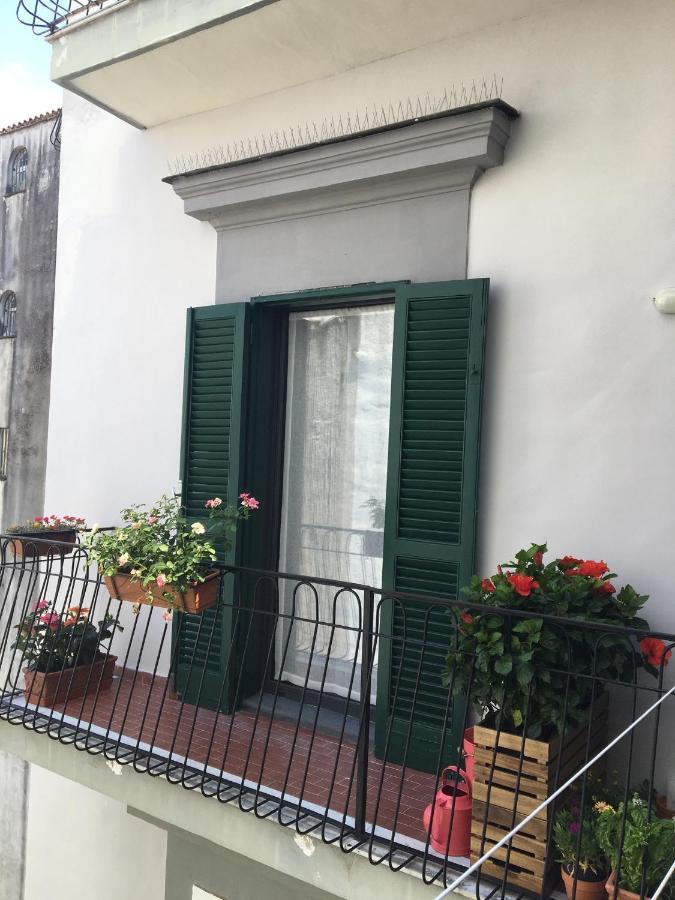 Le Rondini Della Pietrasanta Nápoles Exterior foto
